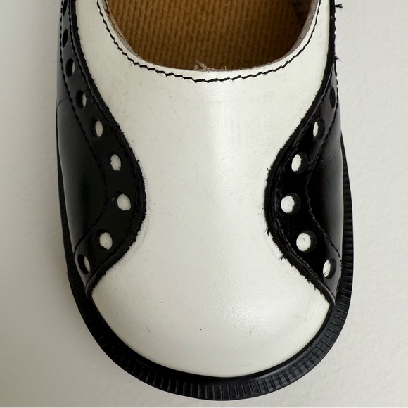 Vintage Dr. Martens England 8307 Black White Wingtip Heel Mary Janes Shoes UK 4 - Picture 7 of 16